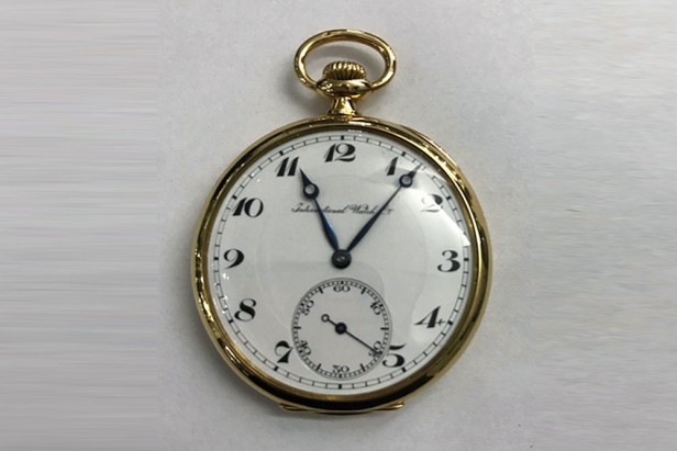 Gold pocketwatch