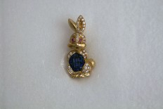 Gold brooch by Wempe