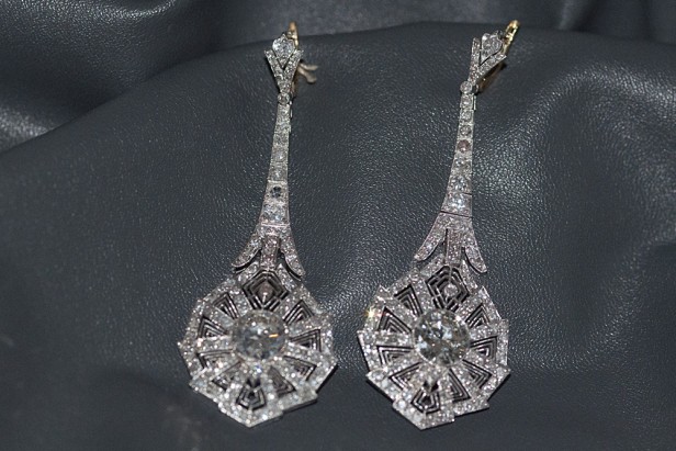 Platinum and yellow Gold Earrings